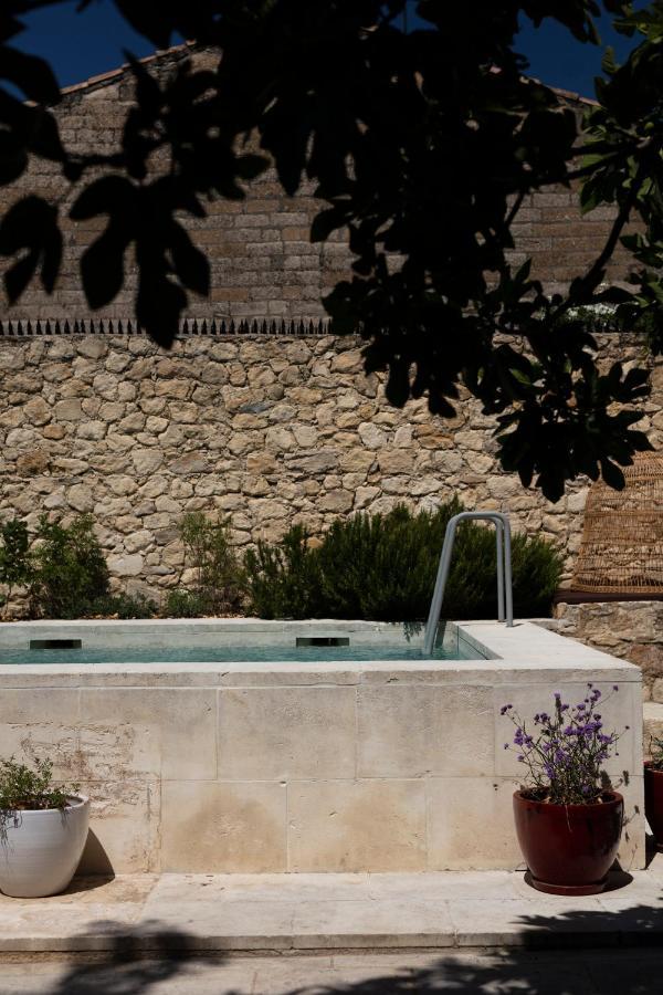 Maison Salix Vallabrègues Buitenkant foto